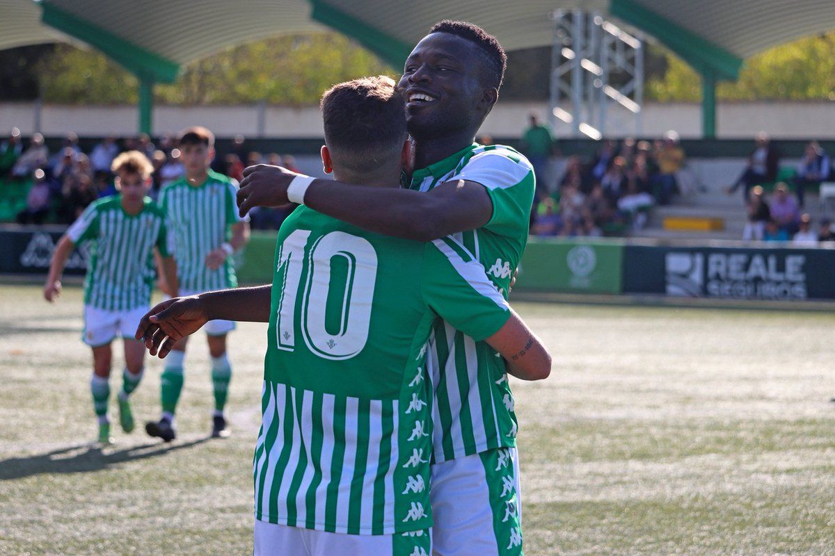  Ndo, jugador del Juvenil del Betis..