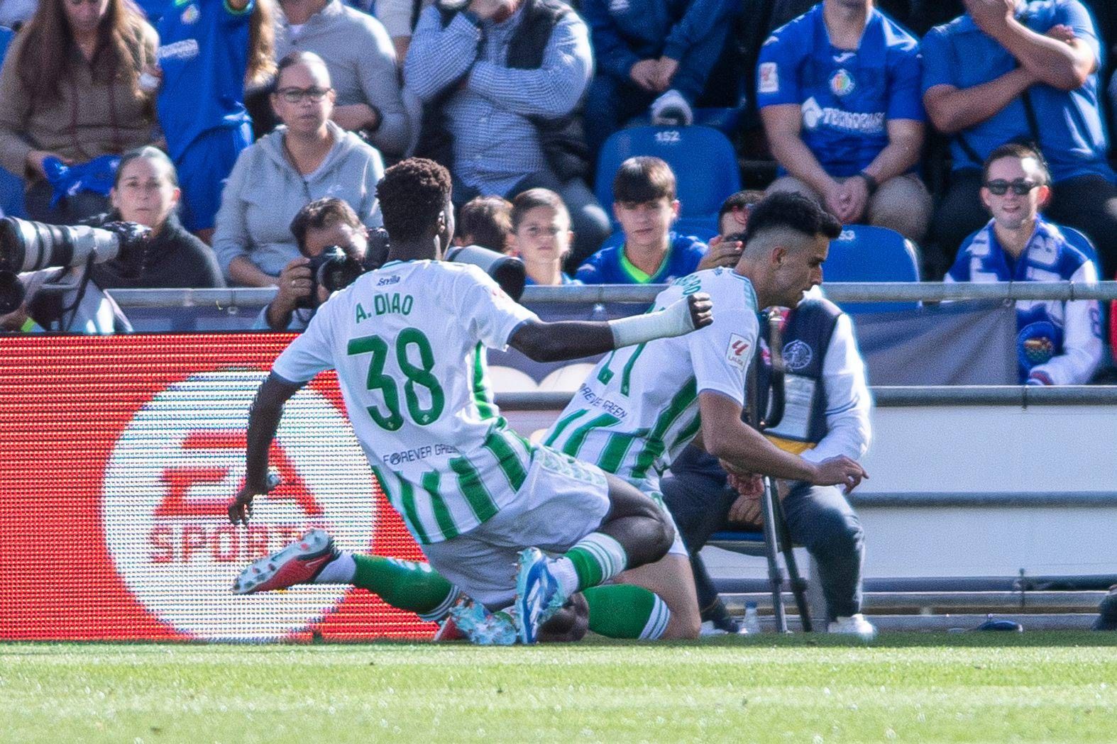 Marc Roca, celebrando su gol ante el Getafe.