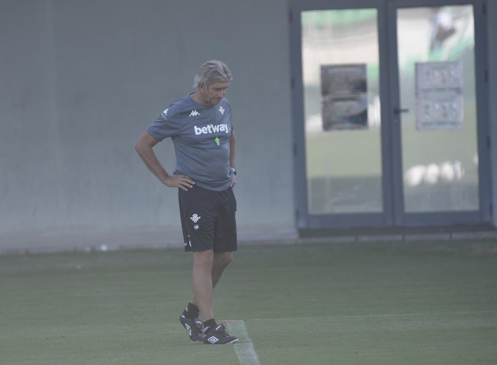  Pellegrini, en un entrenamiento del Betis