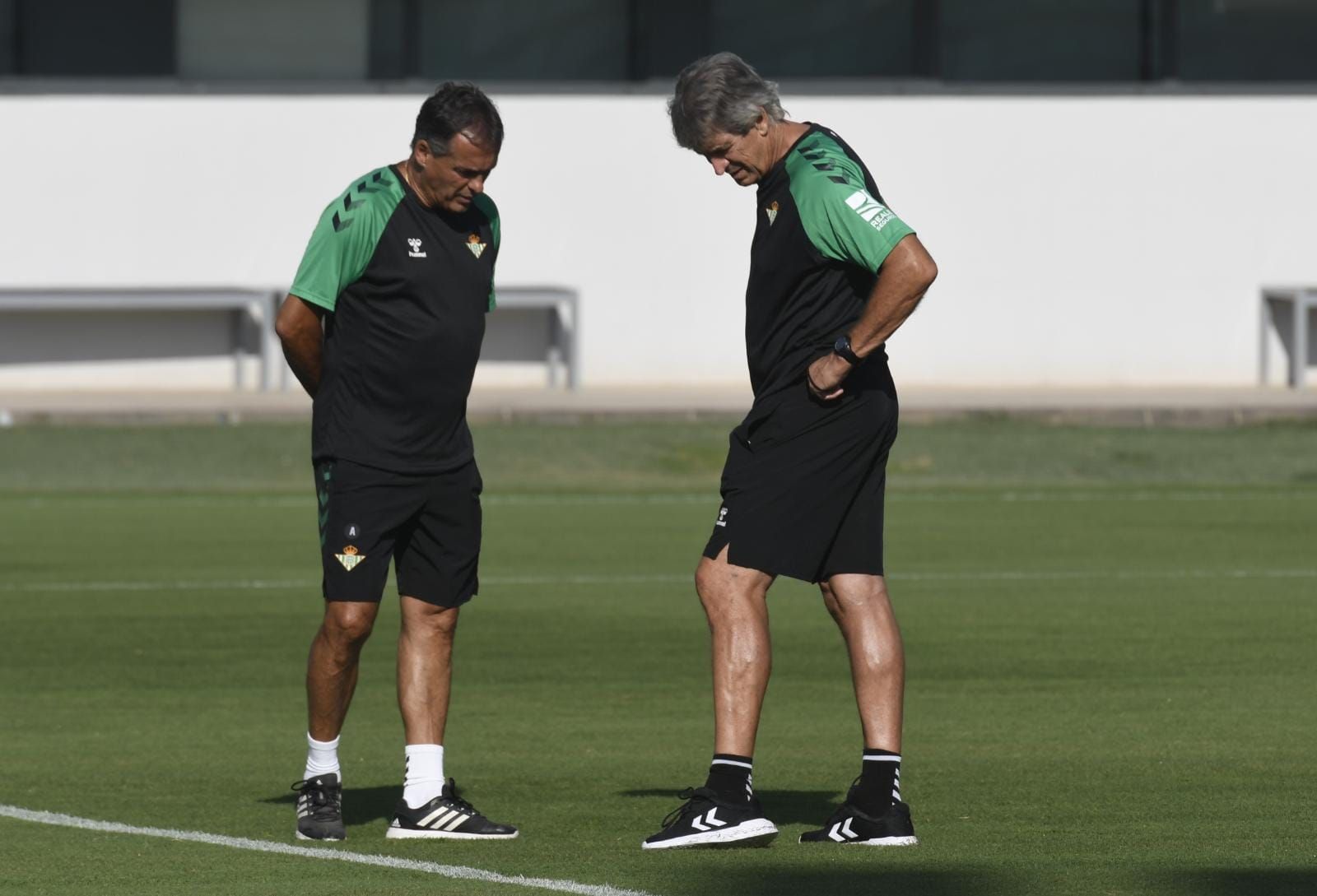 Pellegrini, en un entrenamiento del Betis