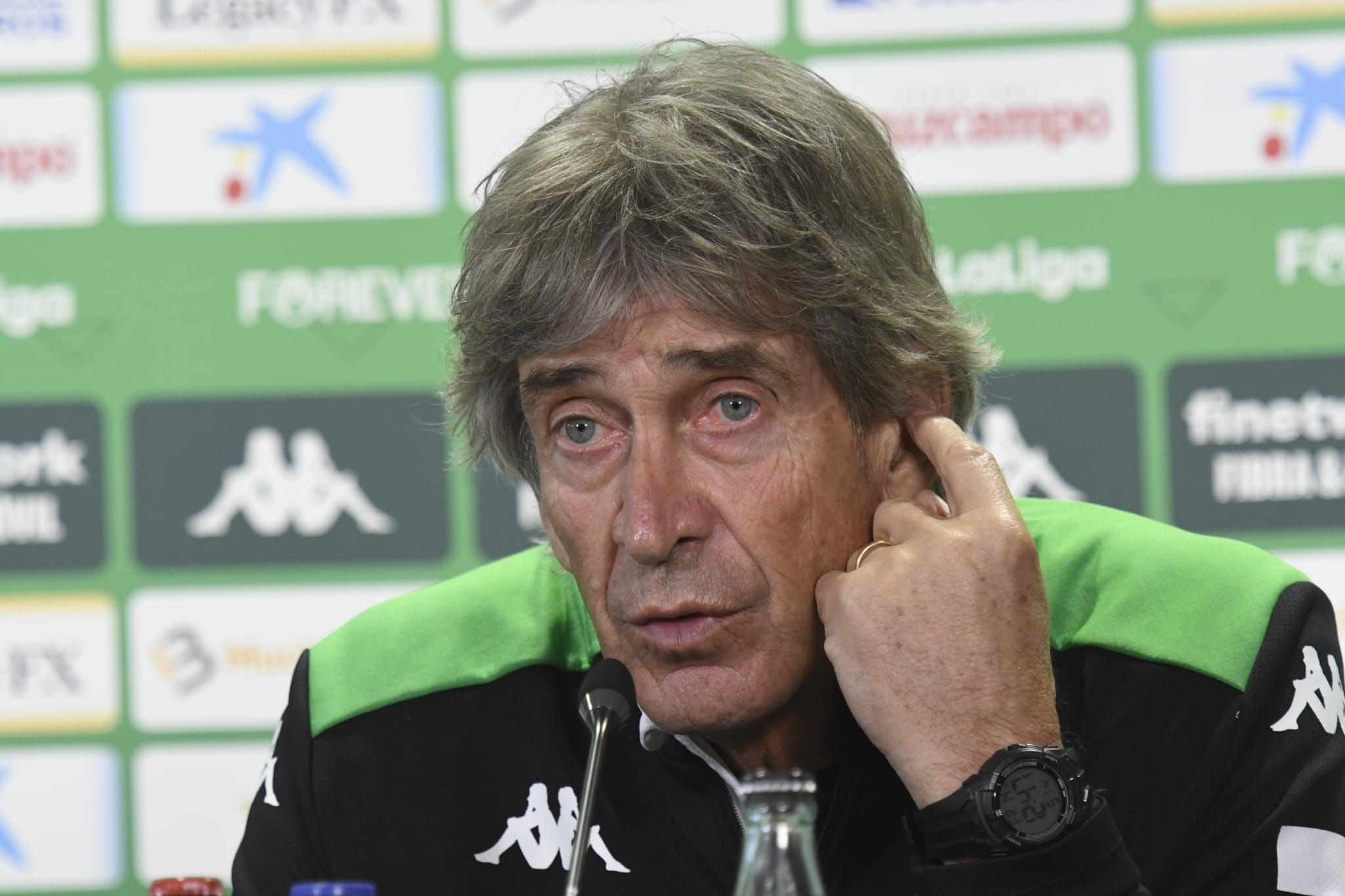  Pellegrini en sala de prensa