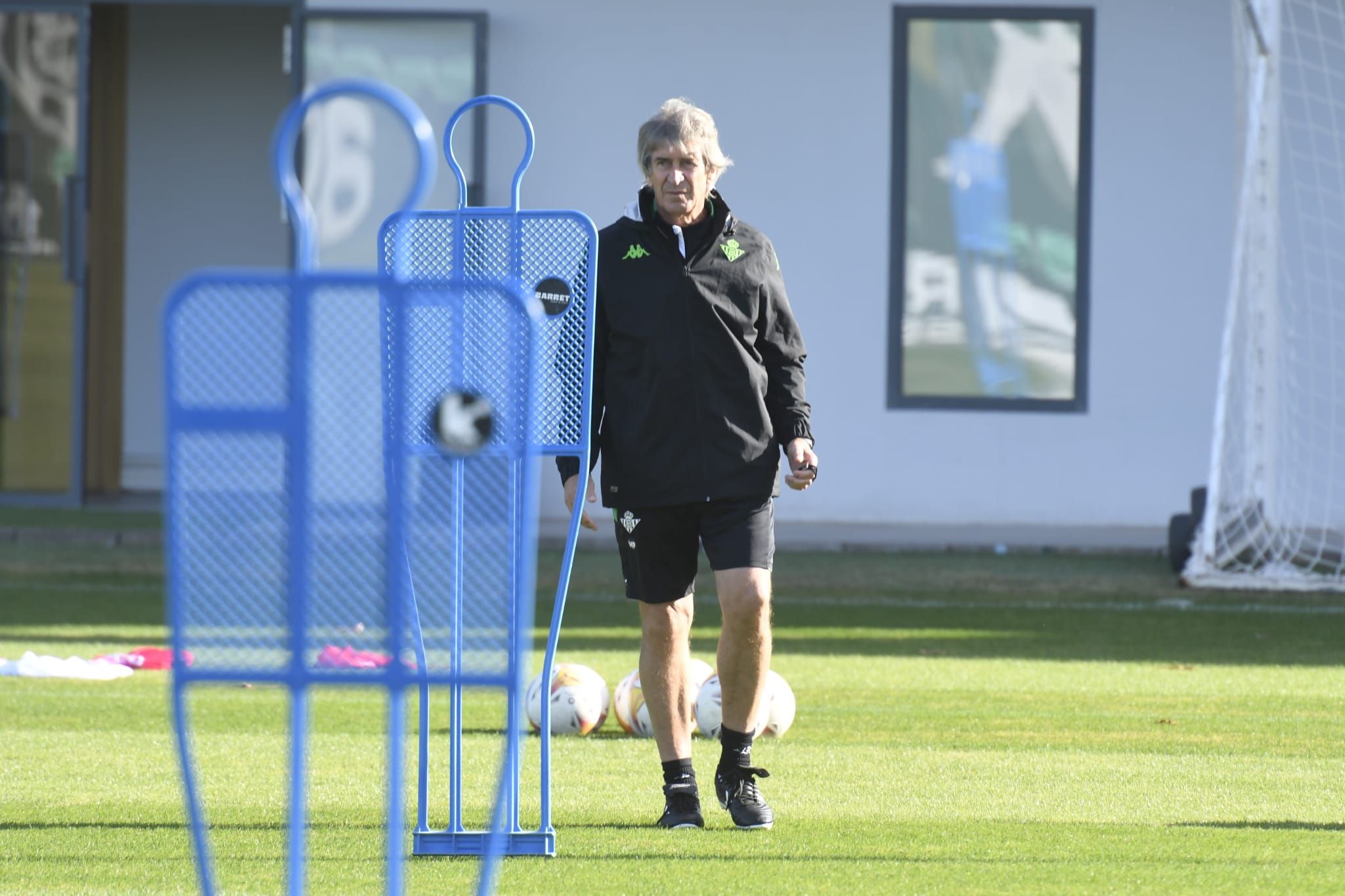  Manuel Pellegrini, en el entrenamiento de este viernes.