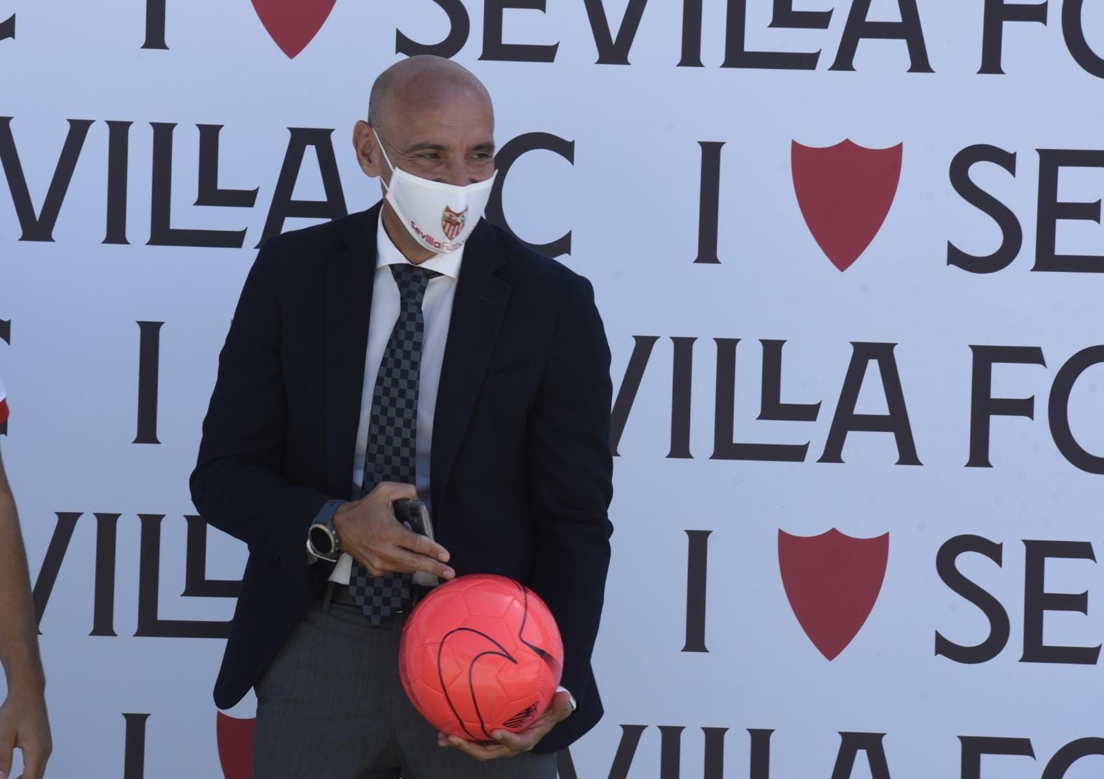  Monchi, en la presentación de Óscar Rodríguez.