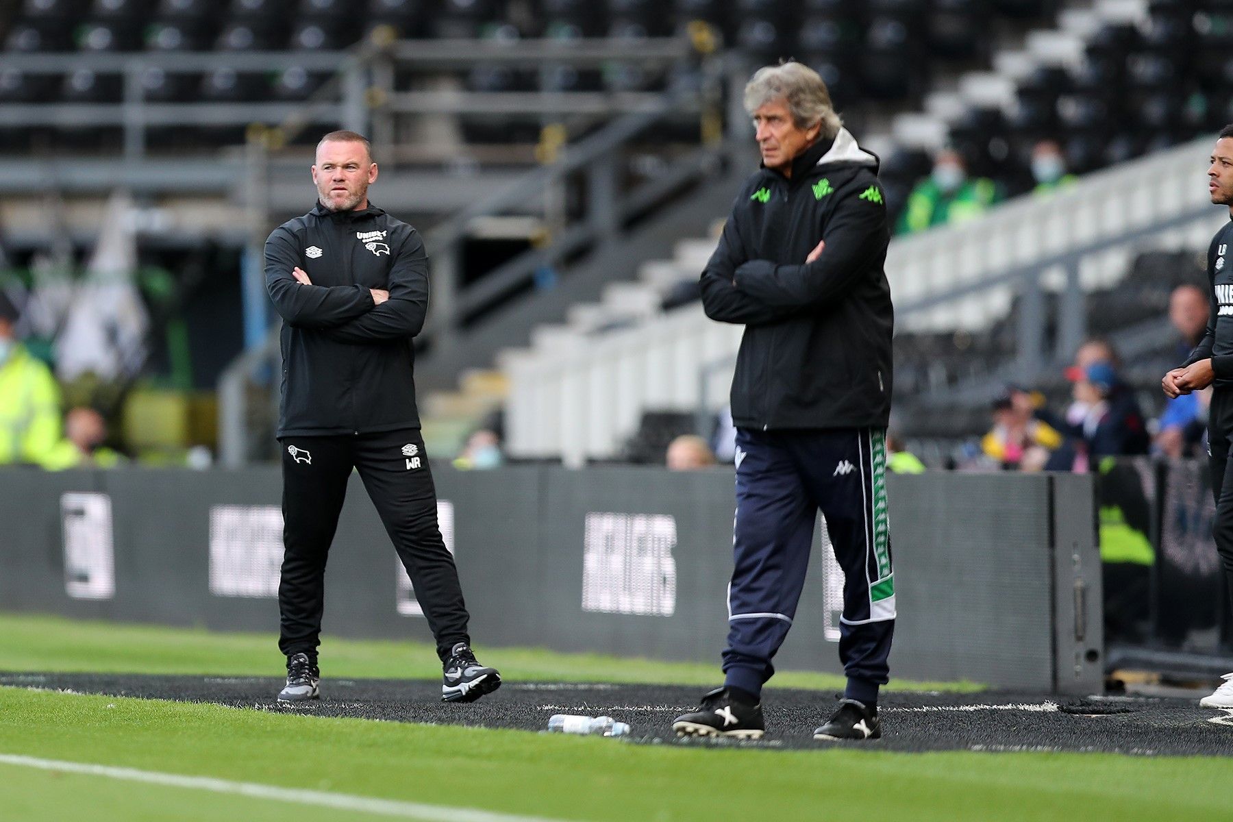 Rooney y Pellegrini.