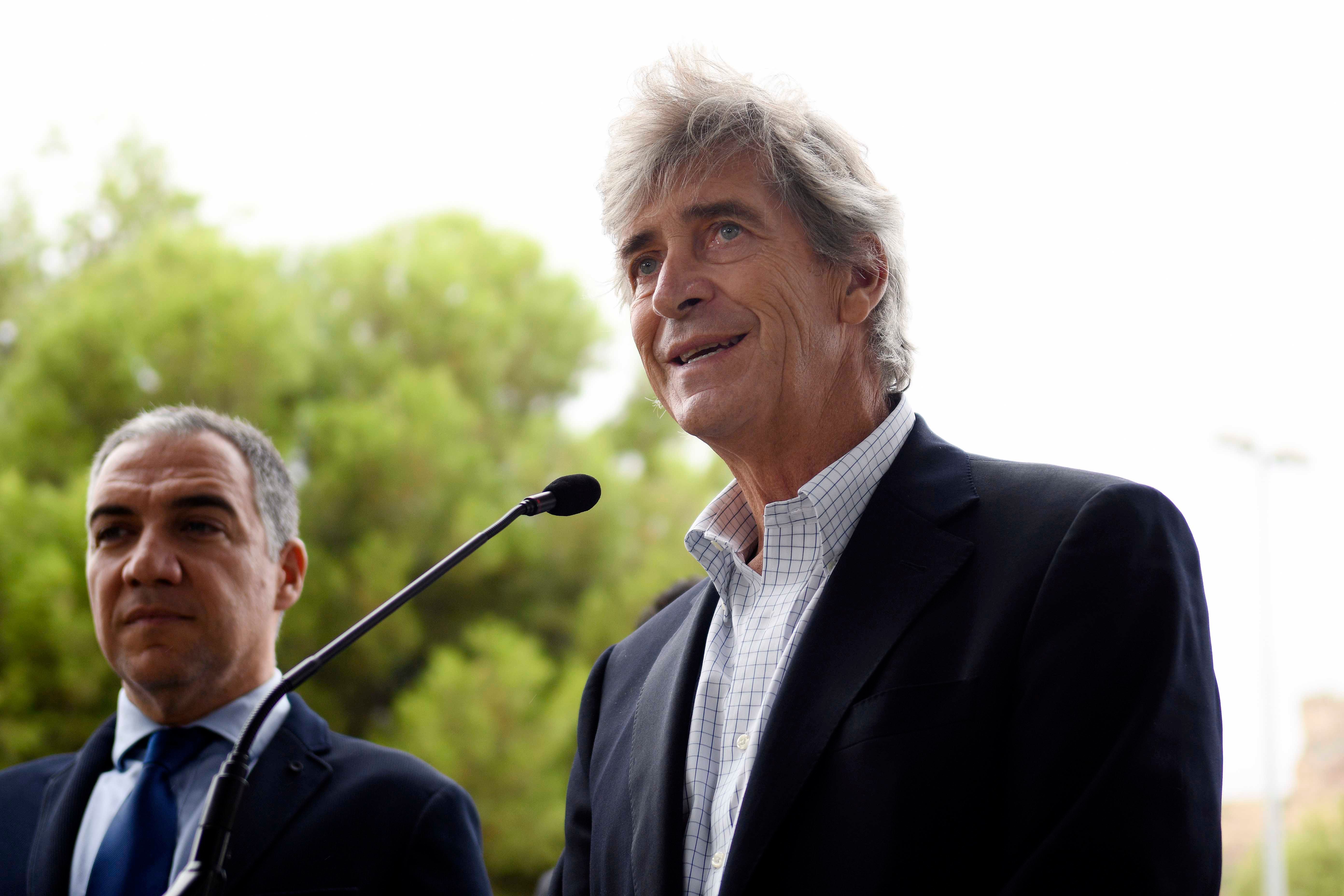  Pellegrini, agradeciendo la rotonda en su nombre.