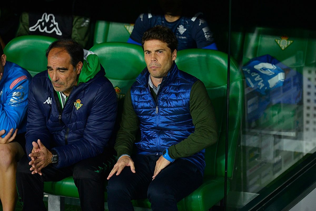  Rubi, en el banquillo.