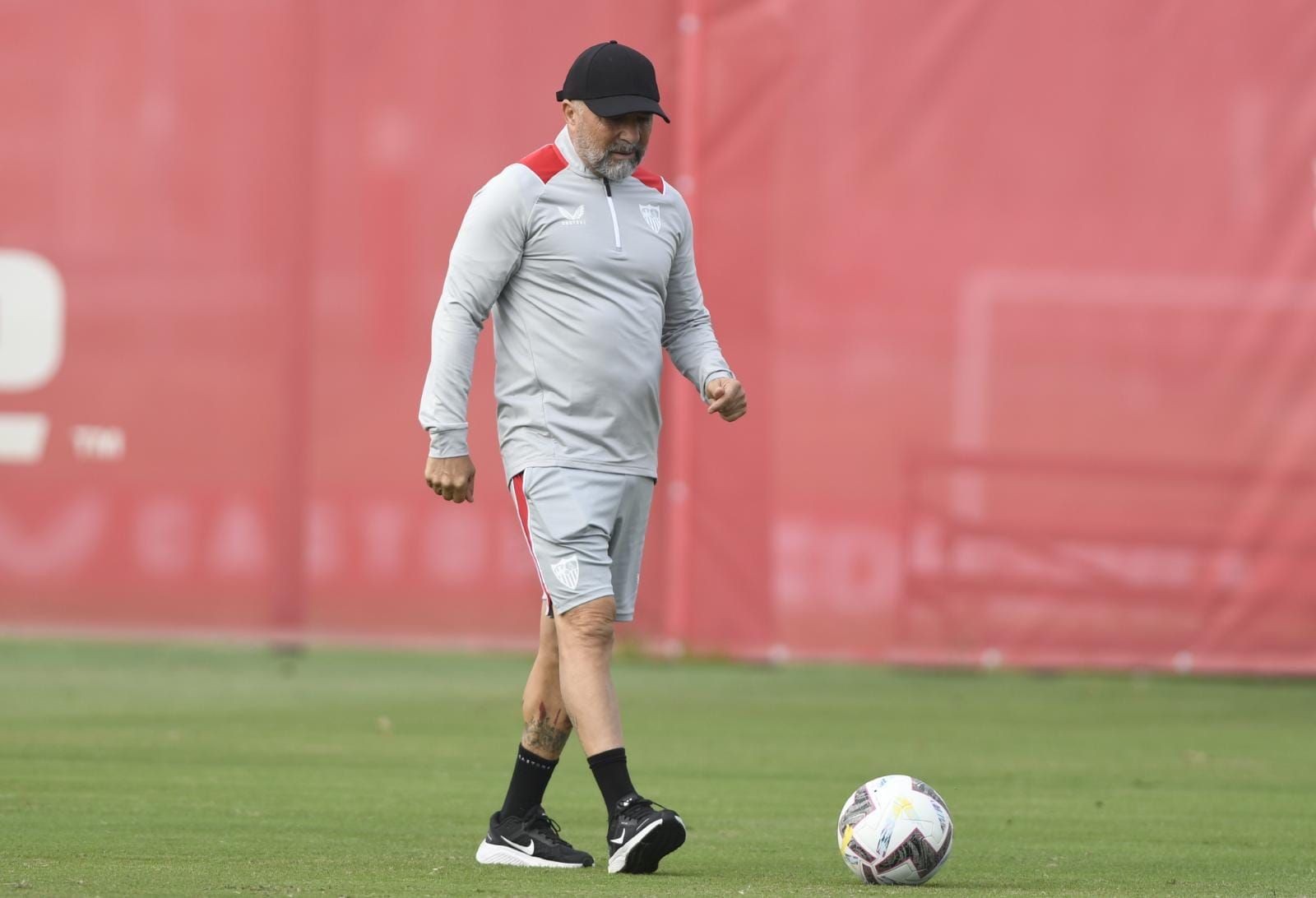  Sampaoli, en el entrenamiento del Sevilla