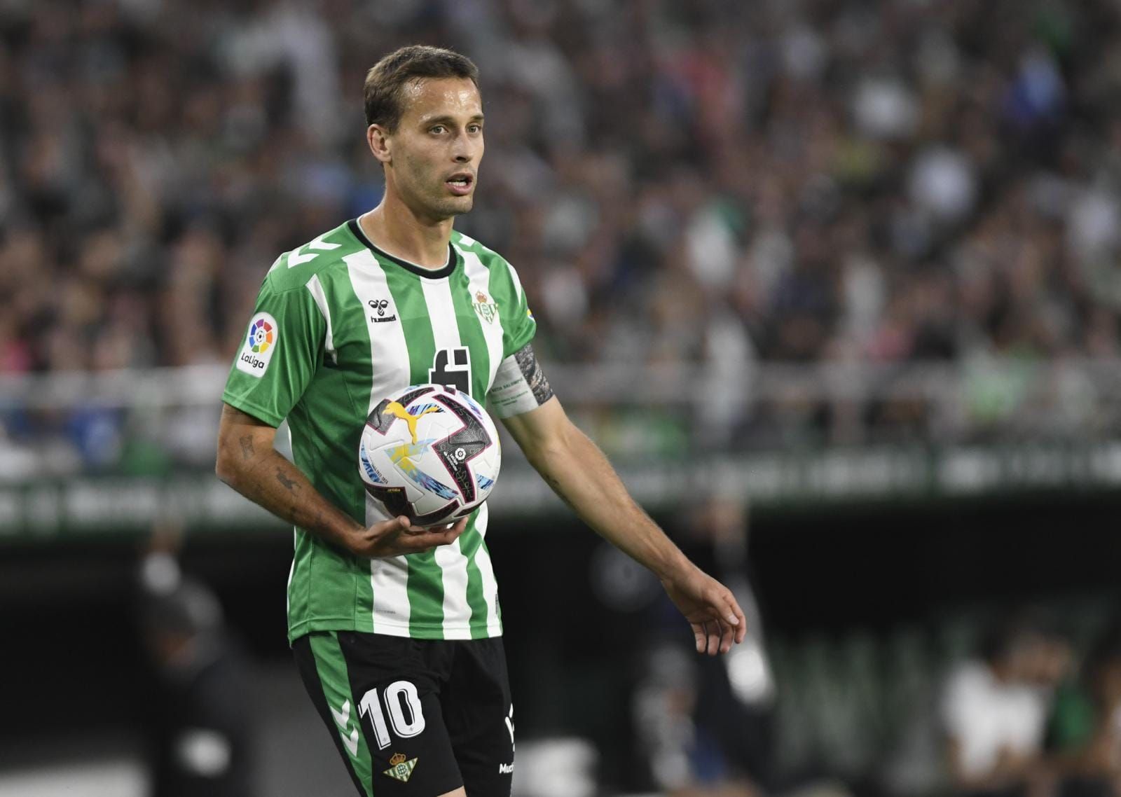 Sergio Canales, ante el Rayo.