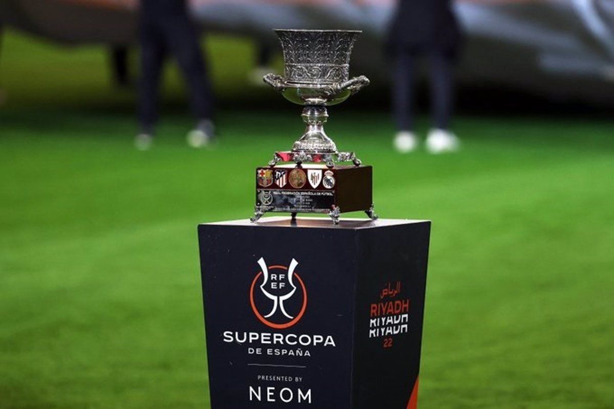  El trofeo de la Supercopa de España (Foto:Europa Press)