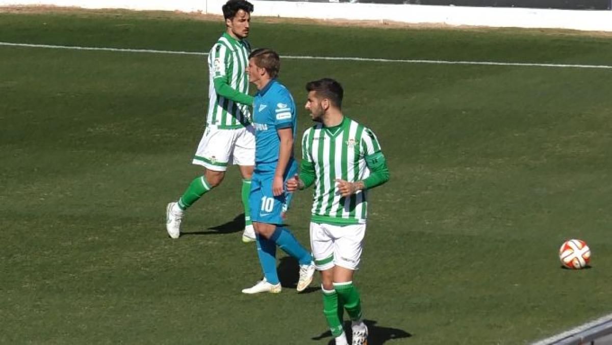  Vadillo y Arshavin en el Betis - Zenit.