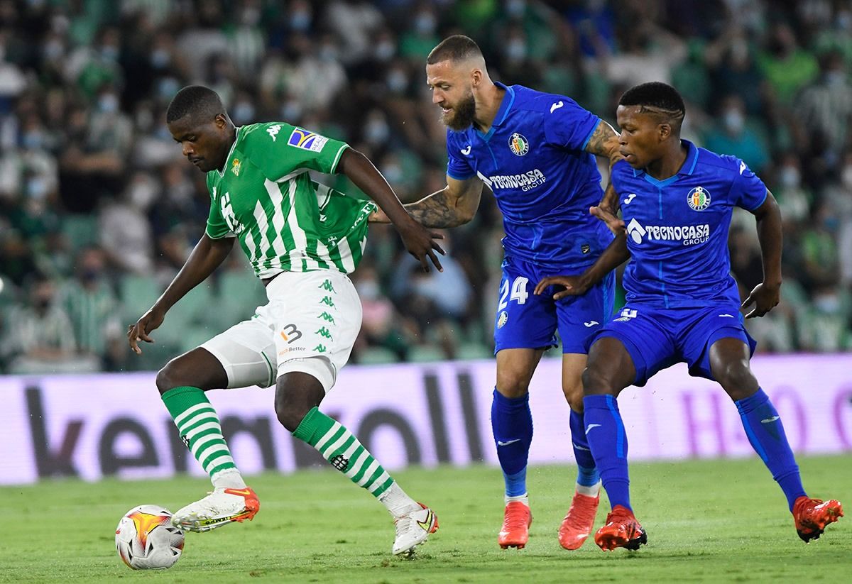 William Carvalho ante el Getafe
