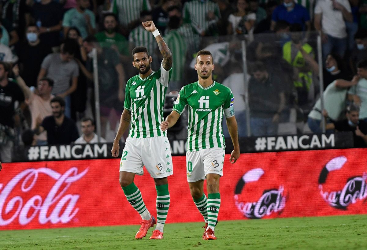 Celebración del gol de Willian José