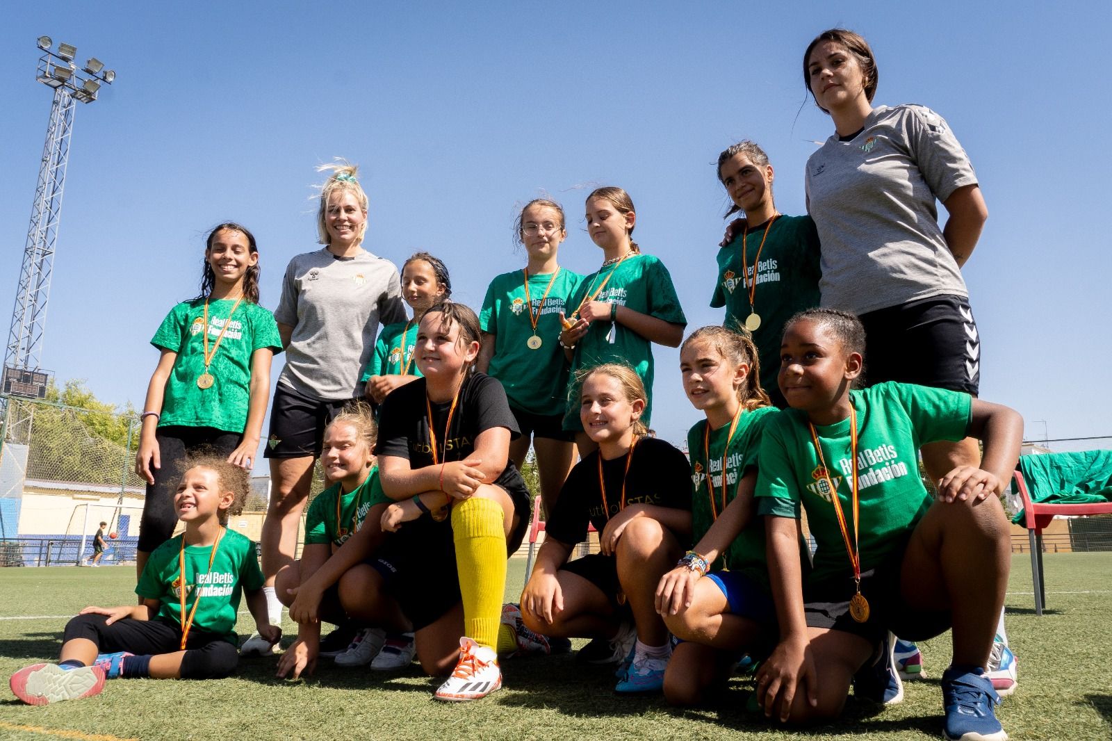 Clausura del campus Más que campeonas (Foto vía: Fundación Real Betis)