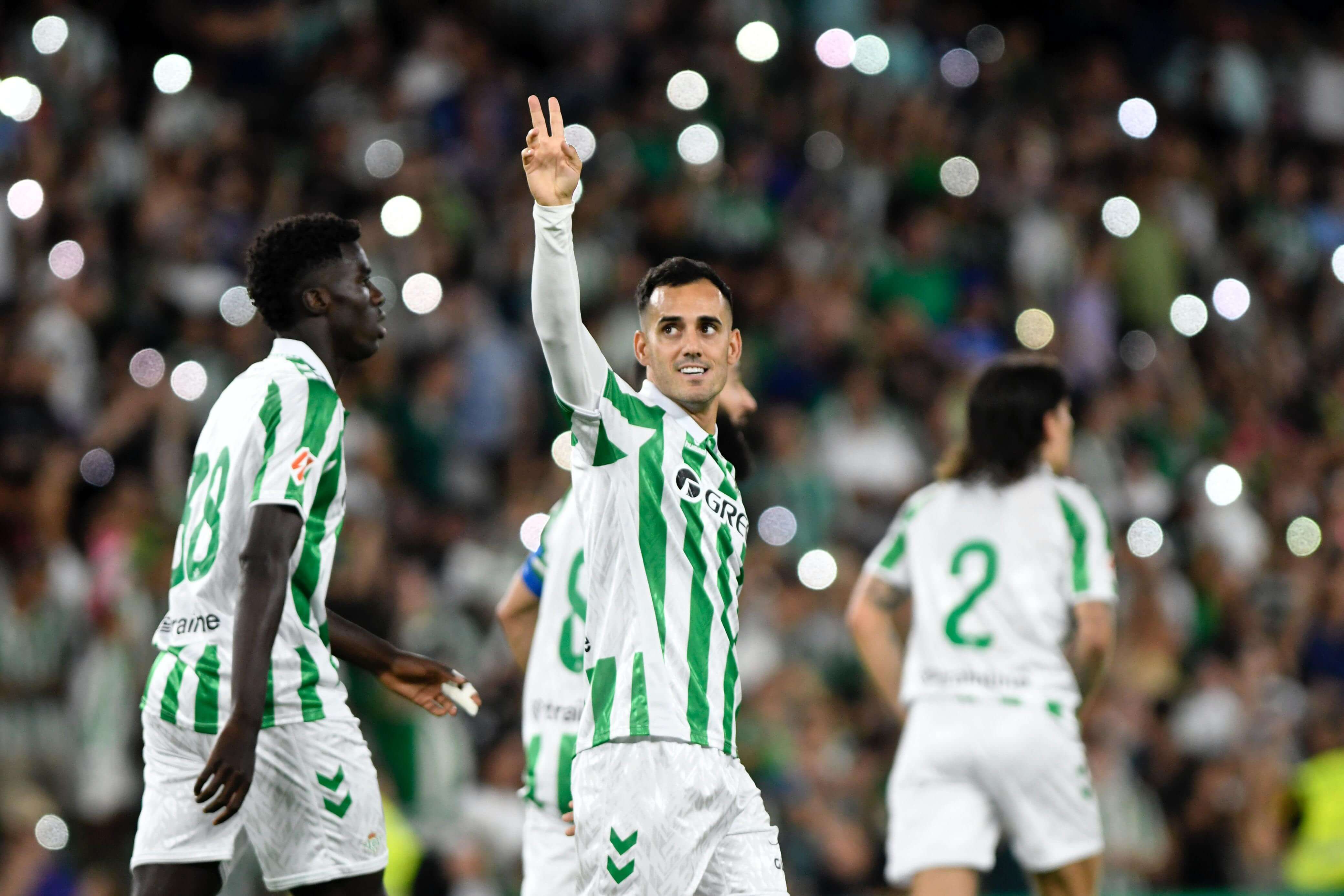 Juanmi, celebrando su gol ante el Al-Ittihad.
