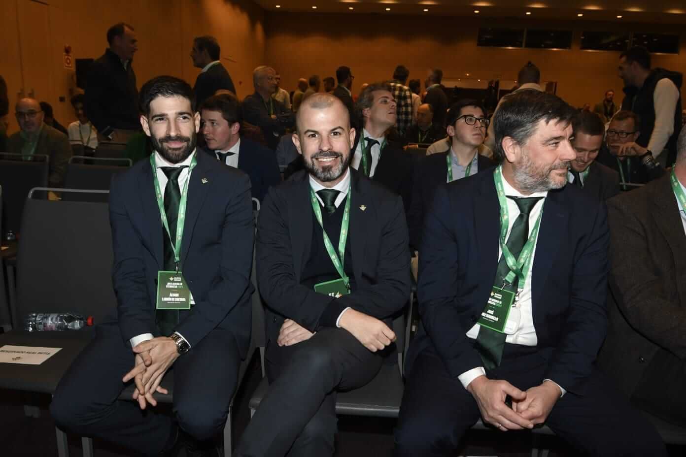 Álvaro Ladrón y Manu Fajardo, en la Junta del Betis 2024