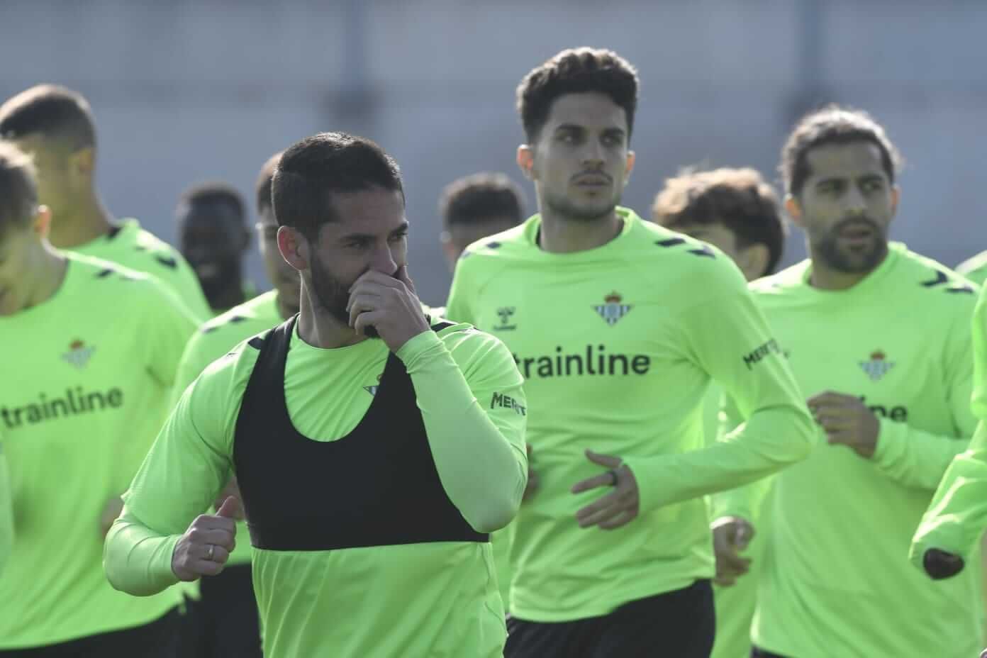 Isco y Bartra, en el entrenamiento (Foto: Kiko  Hurtado)