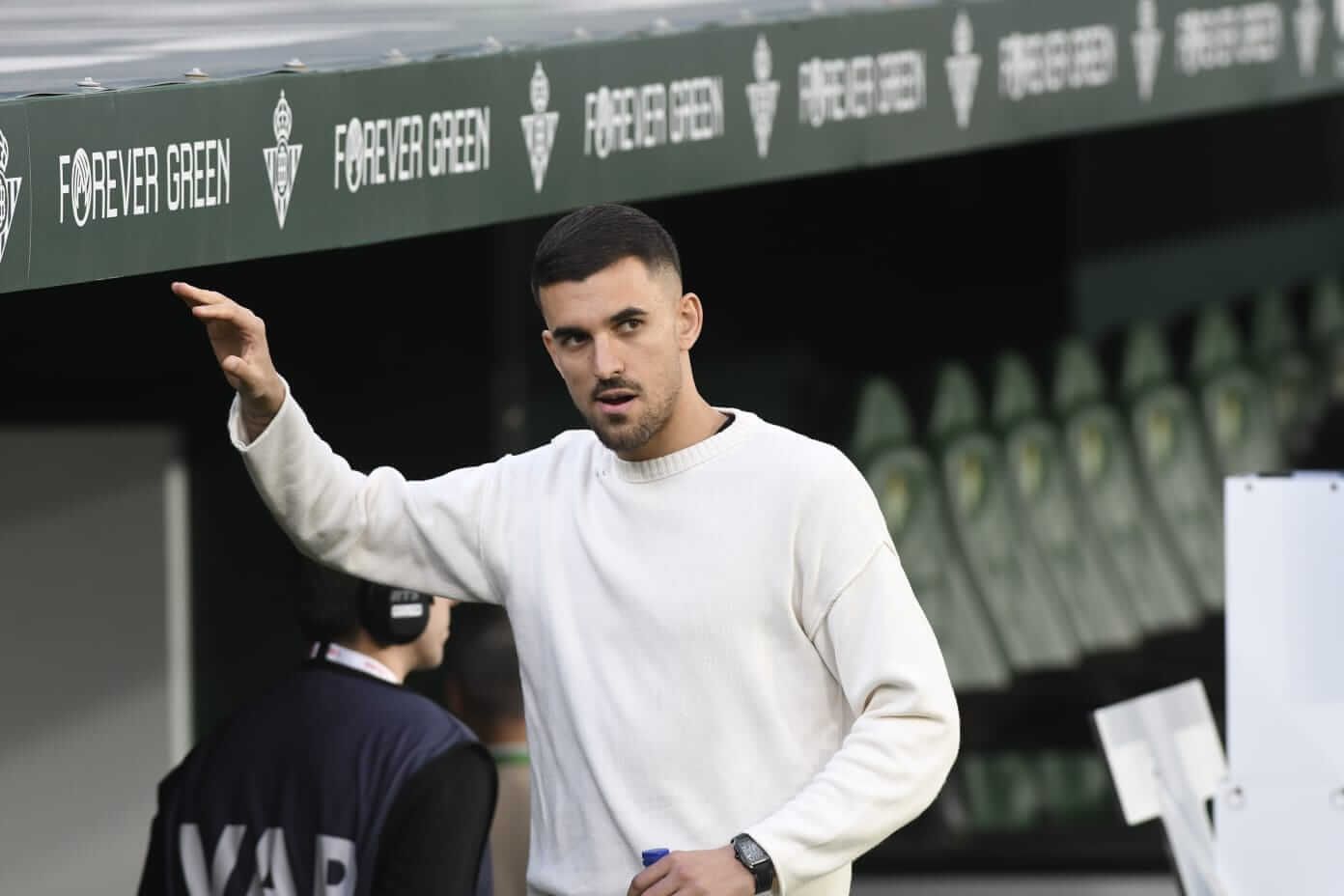 Dani Ceballos, antes del Real Betis - Real Madrid.