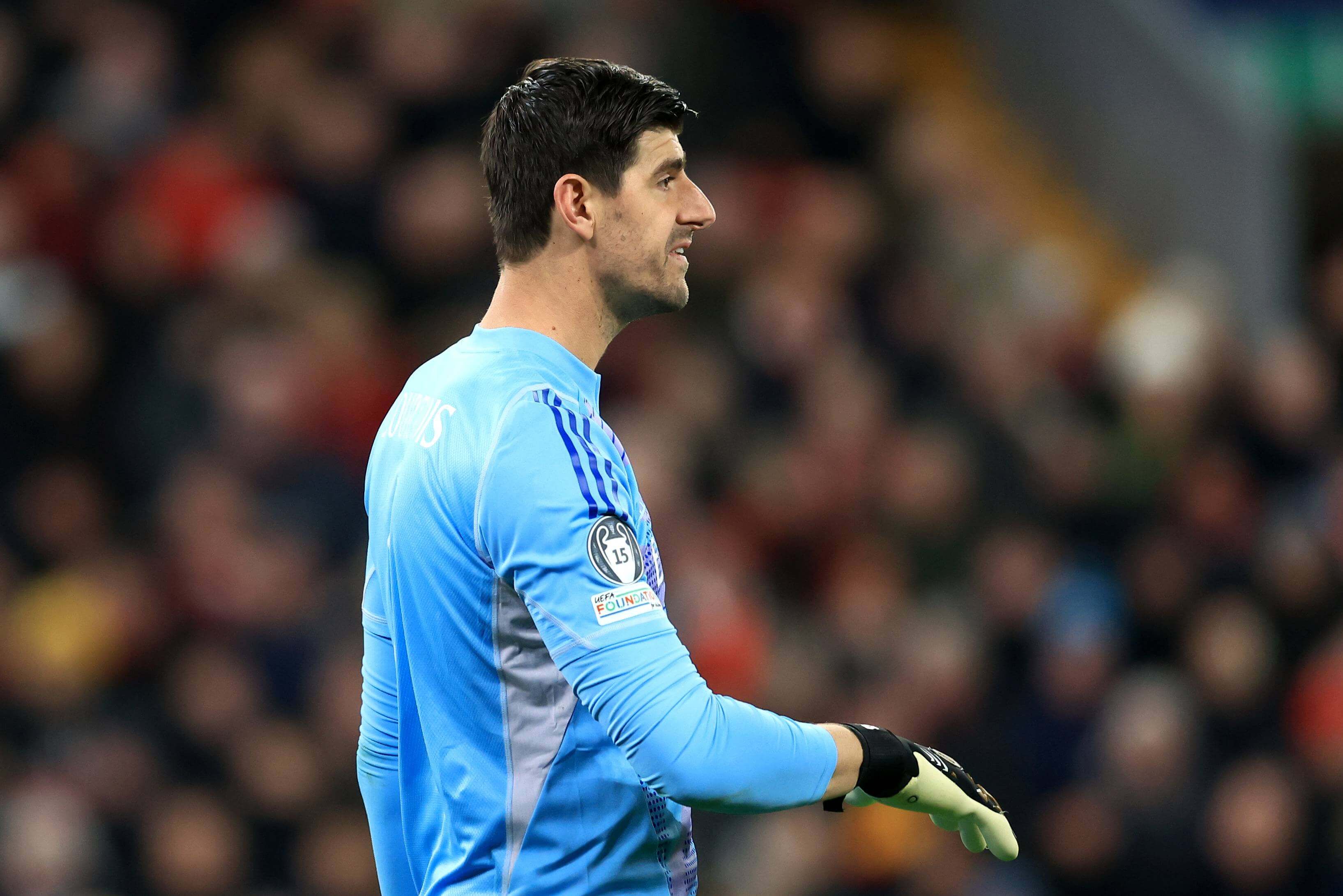 Thibaut Courtois en un partido del Real Madrid
