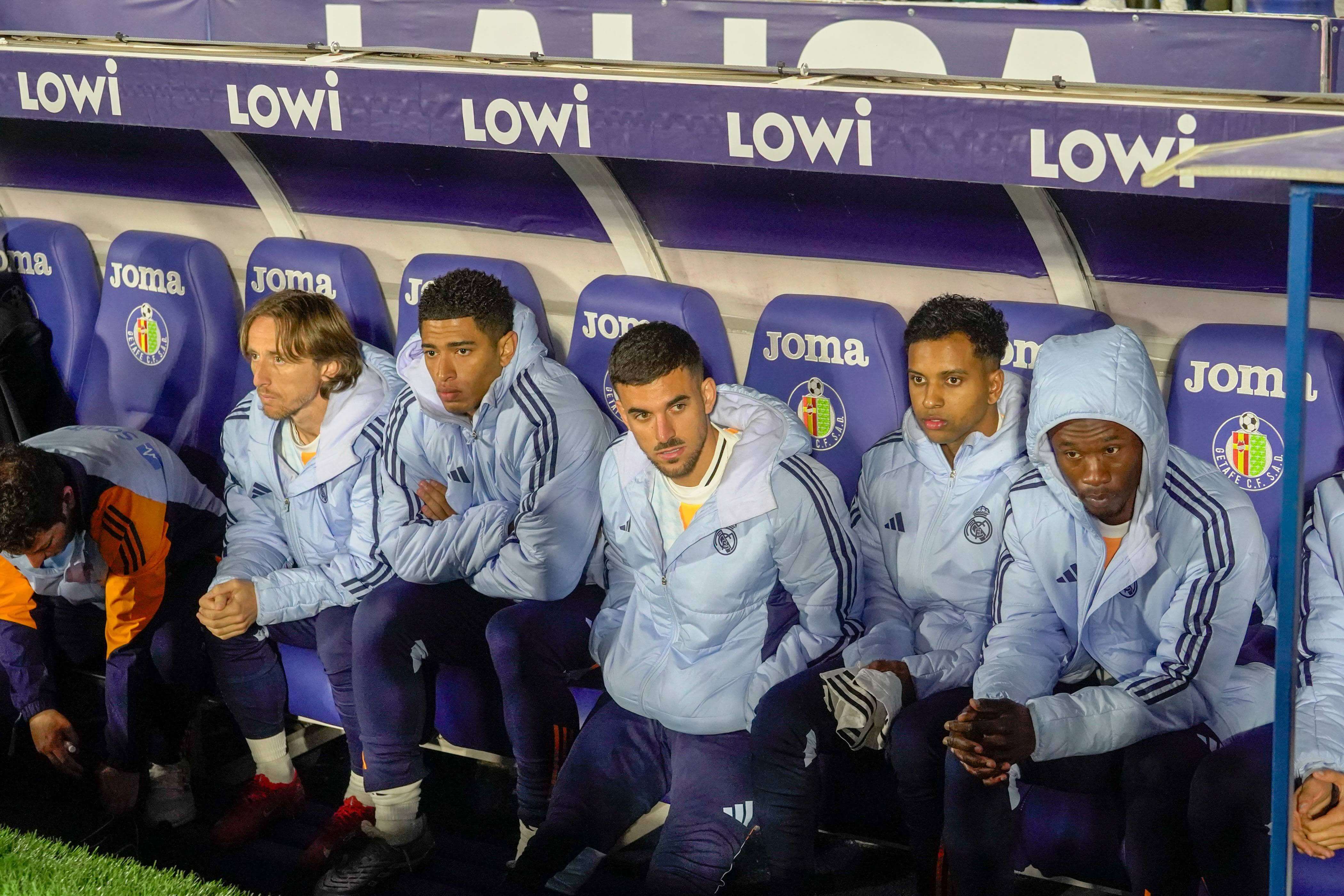  Dani Ceballos en el banquillo de Getafe (Cordon Press)