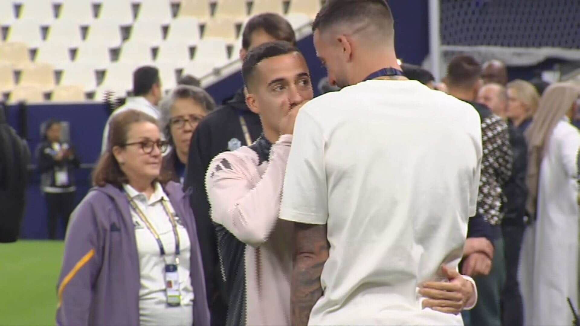  Joselu Mato y Lucas Vázquez en el entrenamiento del Real Madrid