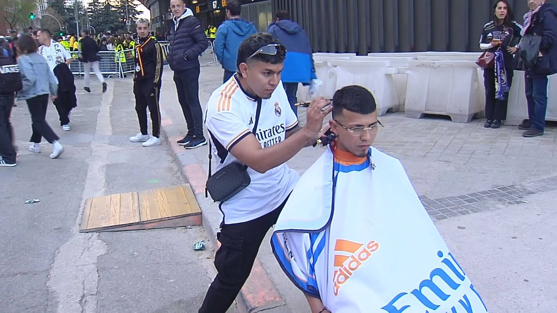  La peluquería improvisada en el Santiago Bernabéu