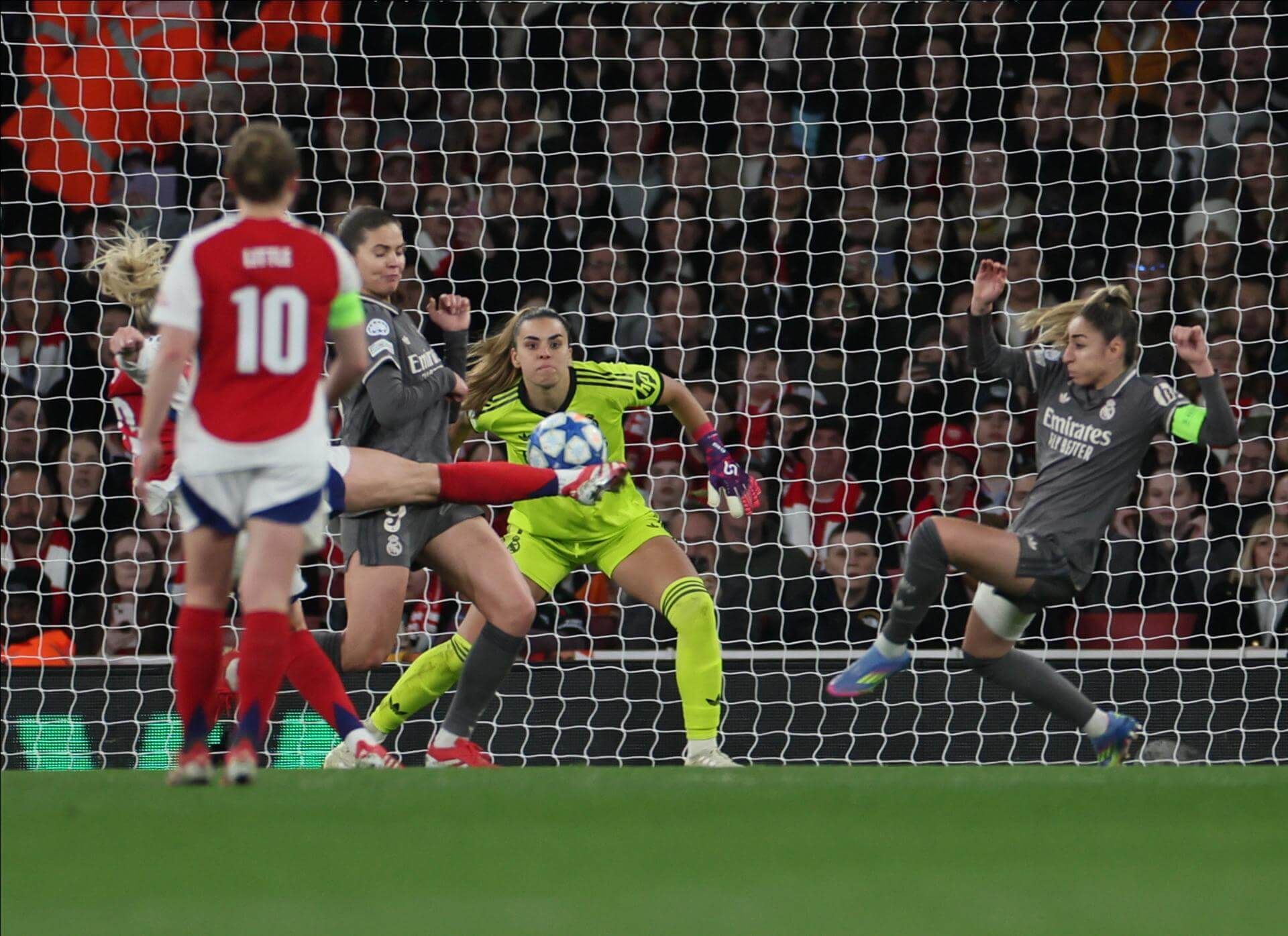 Alessia Russo marcando al Real Madrid Femenino (EFE)