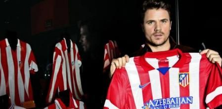  Dani Martín con la camiseta del Atlético de Madrid (Cordon Press)