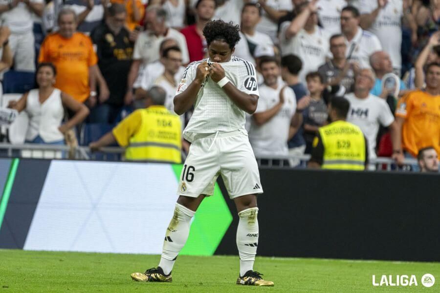  Endrick se presenta ante el Bernabéu (LALIGA)