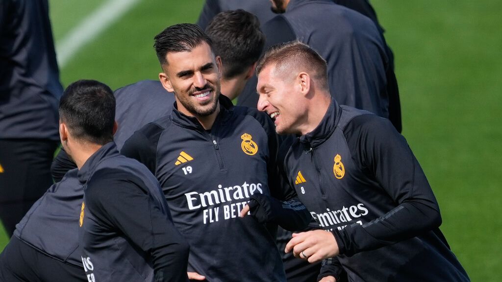  Dani Ceballos y Toni Kroos en un entrenamiento del Real Madrid (Fuente: Europa Press)