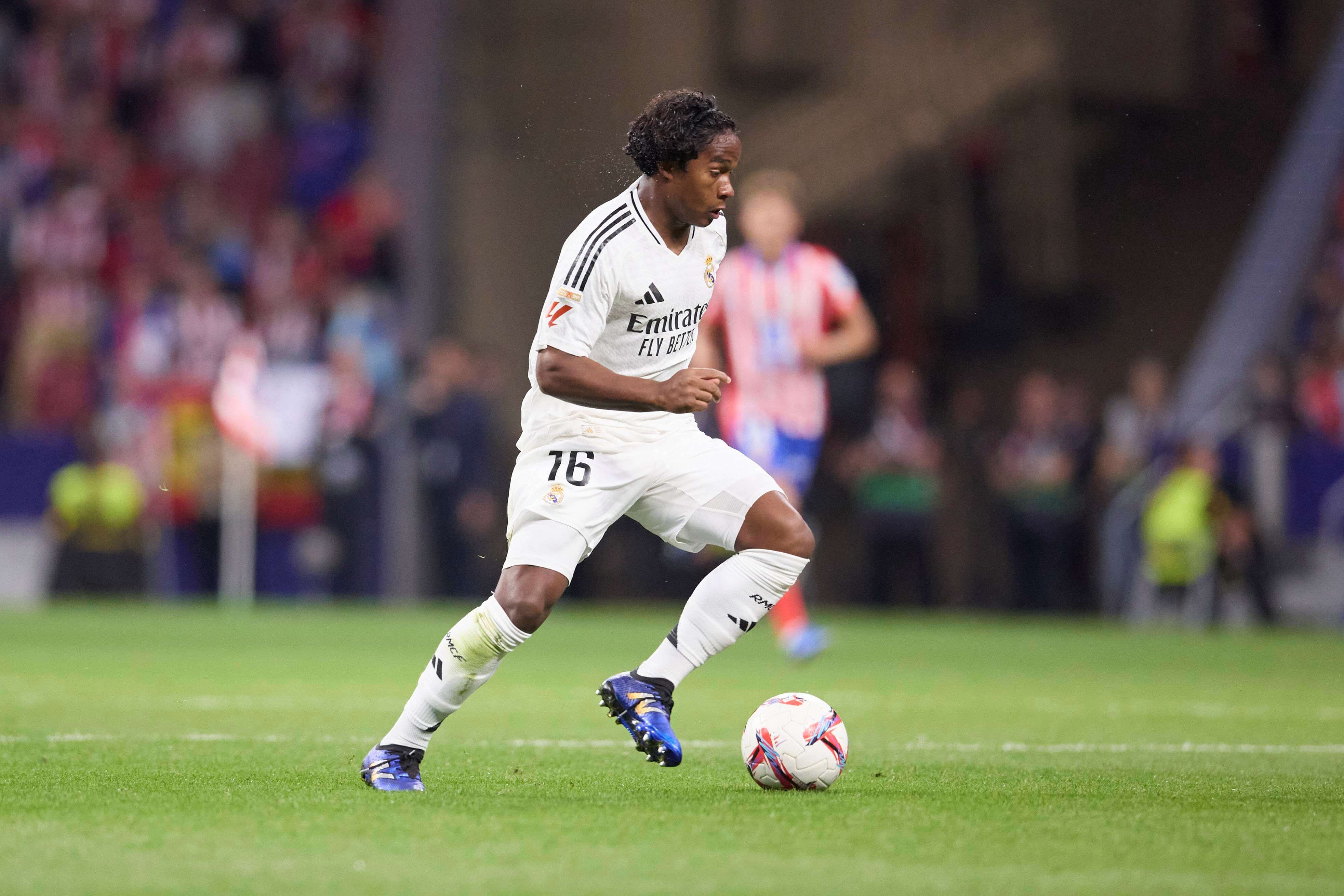  Endrick, en el derbi entre Atlético y Real Madrid.