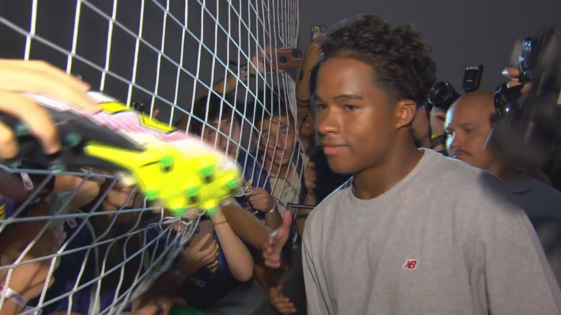 Endrick durante un acto