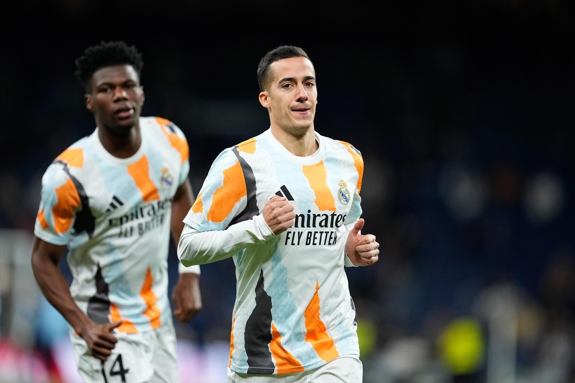 Lucas Vázquez y Aurelien Tchouameni en el calentamiento previo al partido contra el Celta (Fotos: