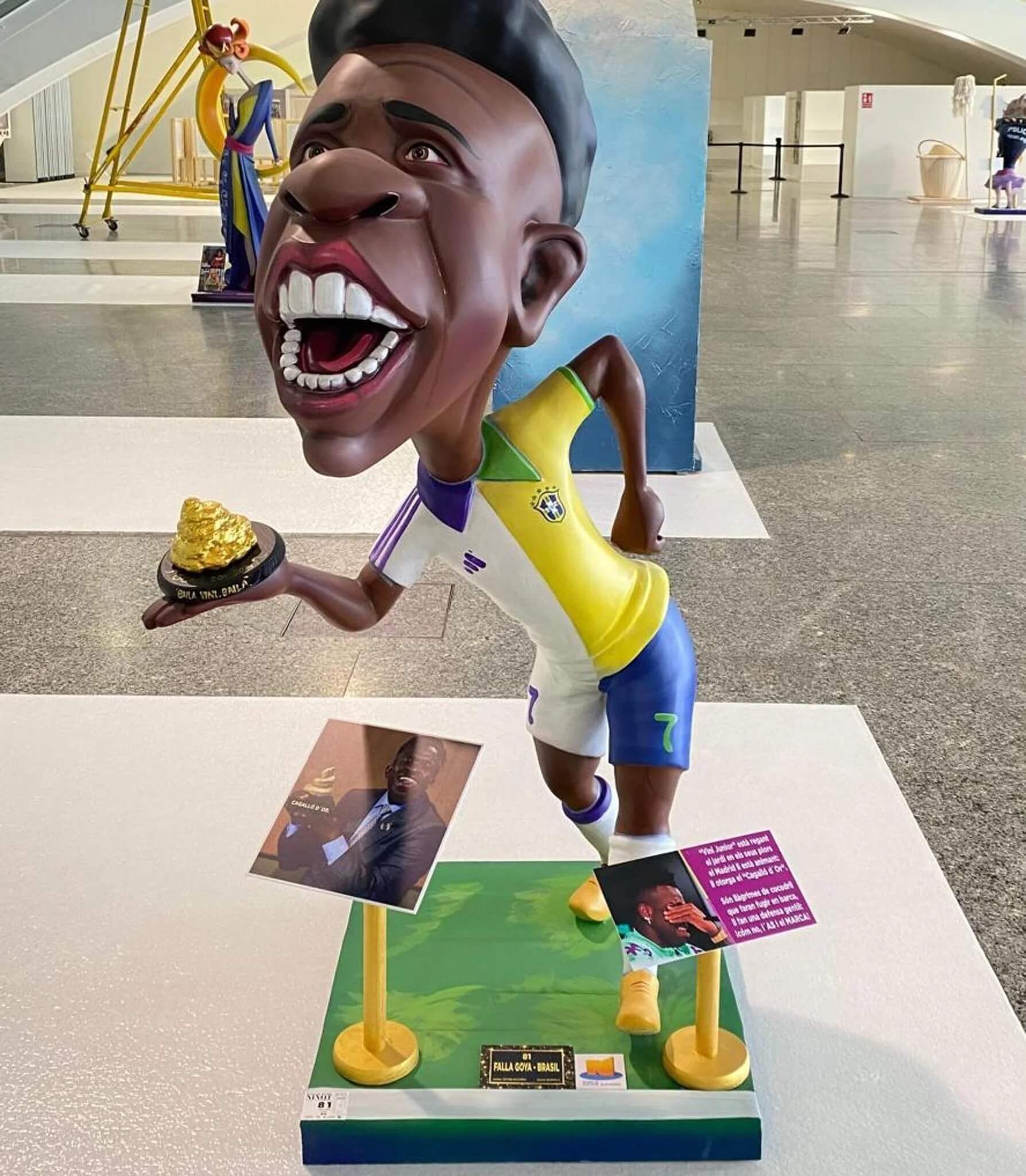  Ninot de Vinicius en la Ciutat de les Arts i les Ciències (Europa Press)