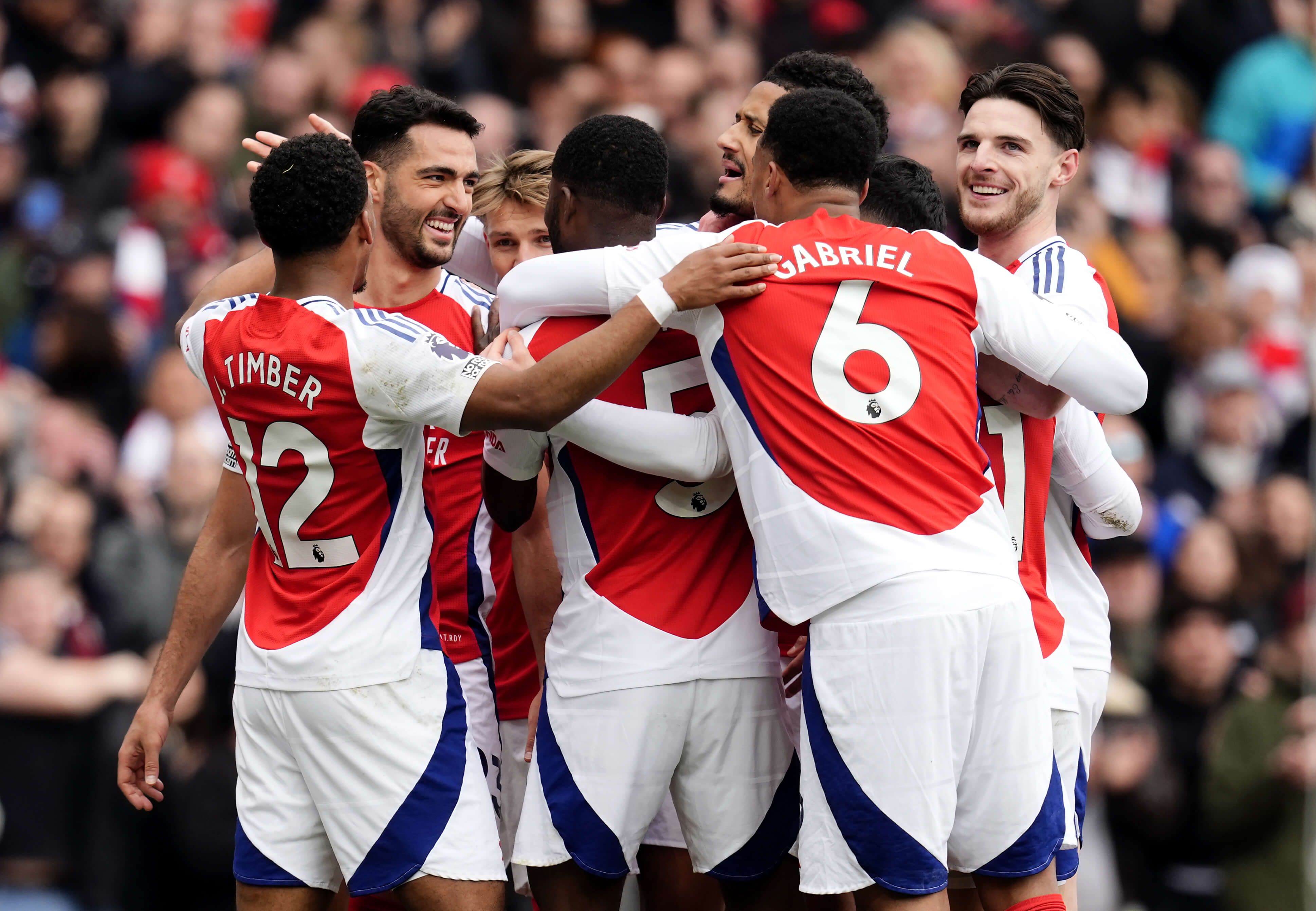  Mikel Arteta, tras su gol contra el Chelsea (Europa Press)