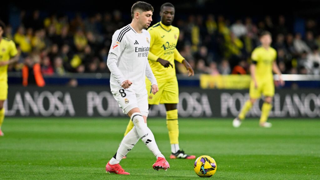  Fede Valverde en el Villarreal - Real Madrid