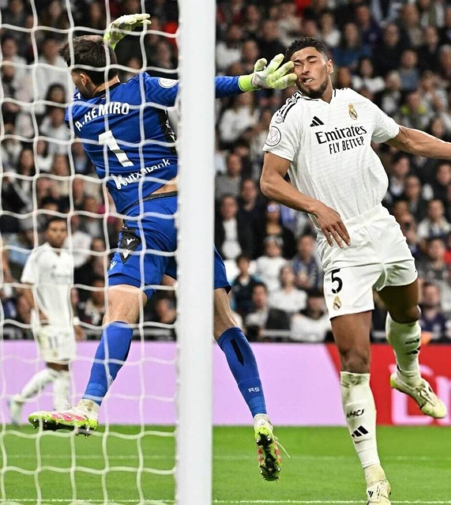  Remiro golpeando en la cara de Bellingham (Redes Sociales)