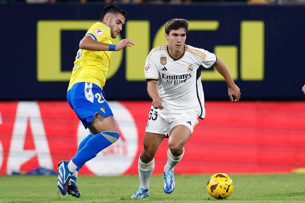 Gonzalo García debutando con el Real Madrid ante el Cádiz.