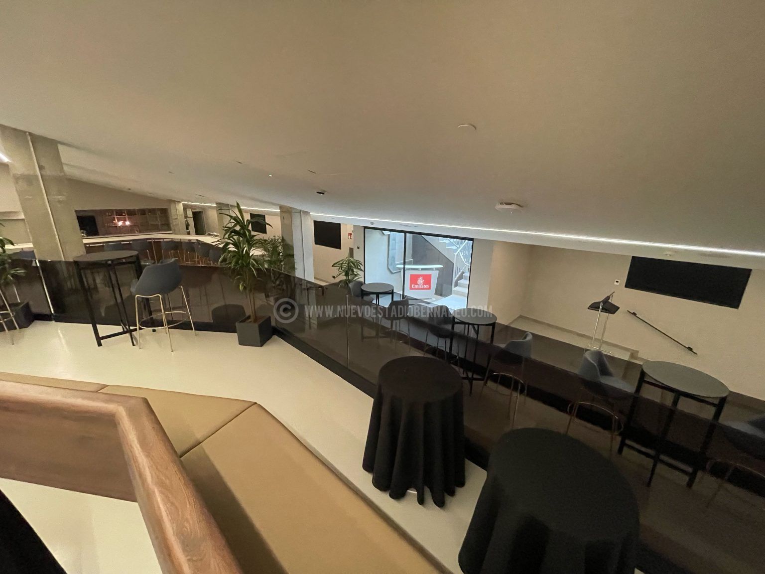  Imágenes de la zona VIP junto al tunnel club del Bernabéu.