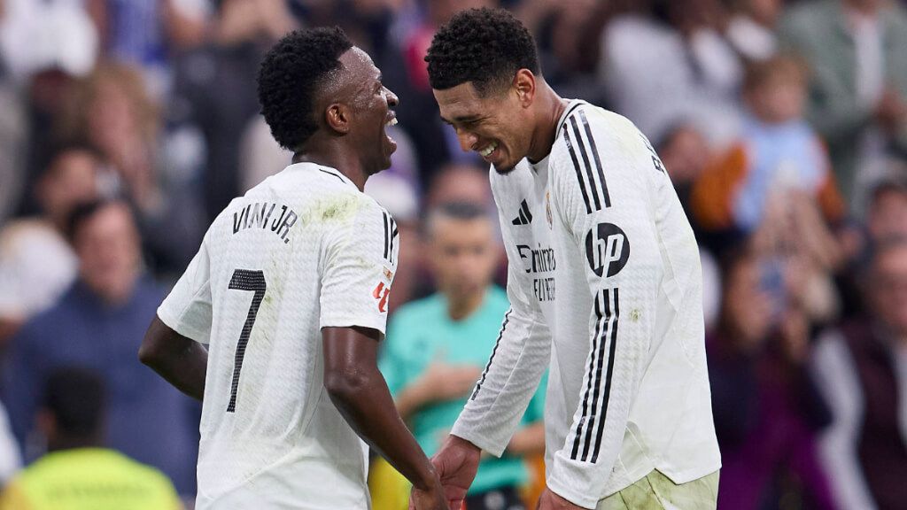 Vinicius y Jude Bellingham, en un partido del Real Madrid (Cordon Press)