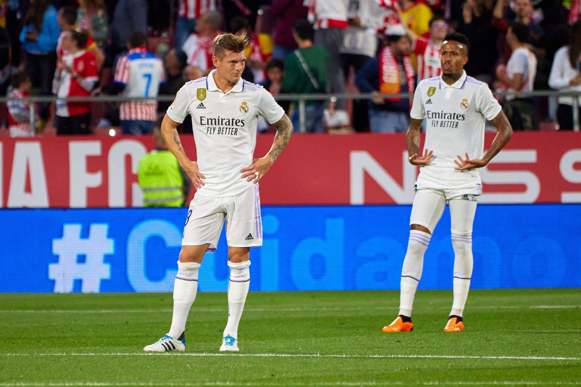  Kroos, con las manos en la cintura durante el Girona-Real Madrid (FOTO: Cordón Press).