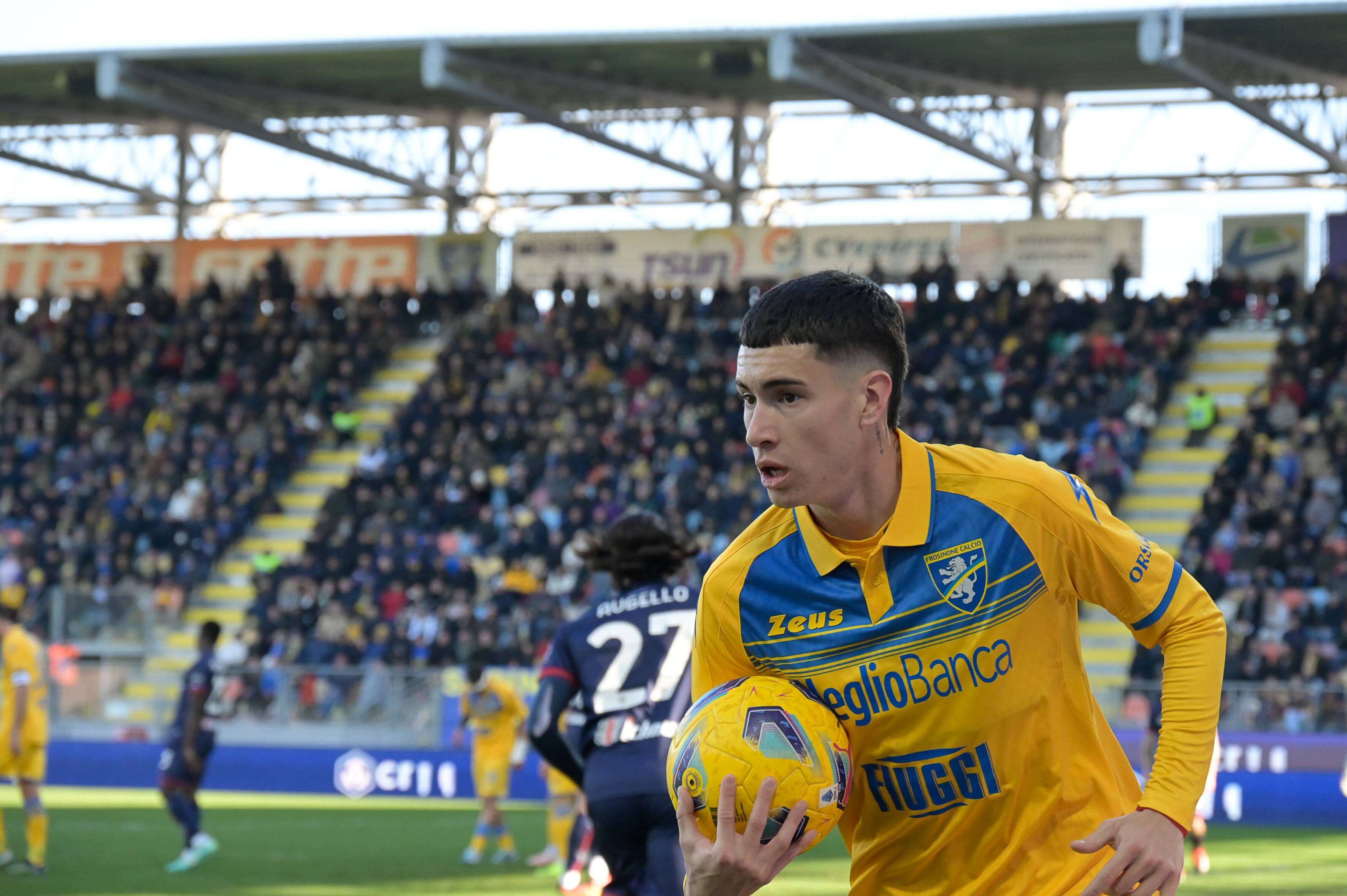  Matías Soulé celebra un gol con el Frosinone.
