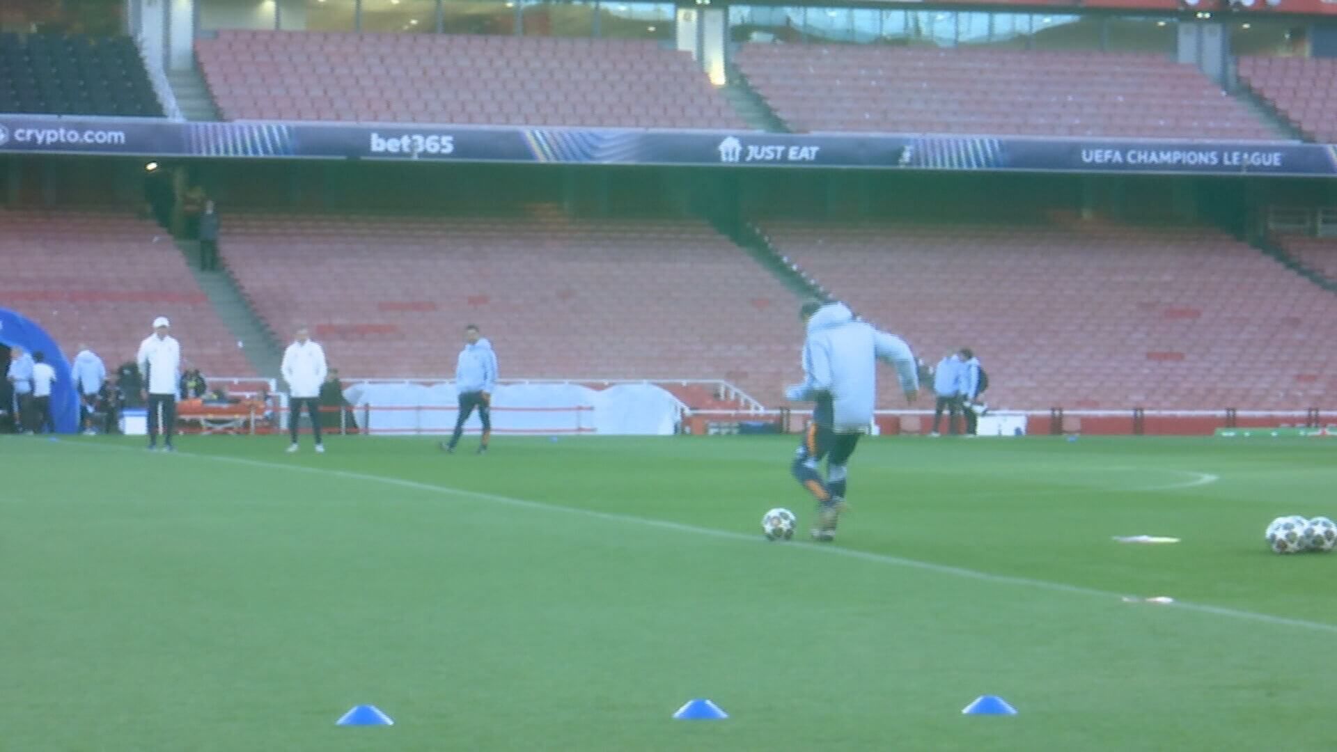 Carlo Ancelotti y su juego en el entrenamiento del Real Madrid (ElDesmarque)