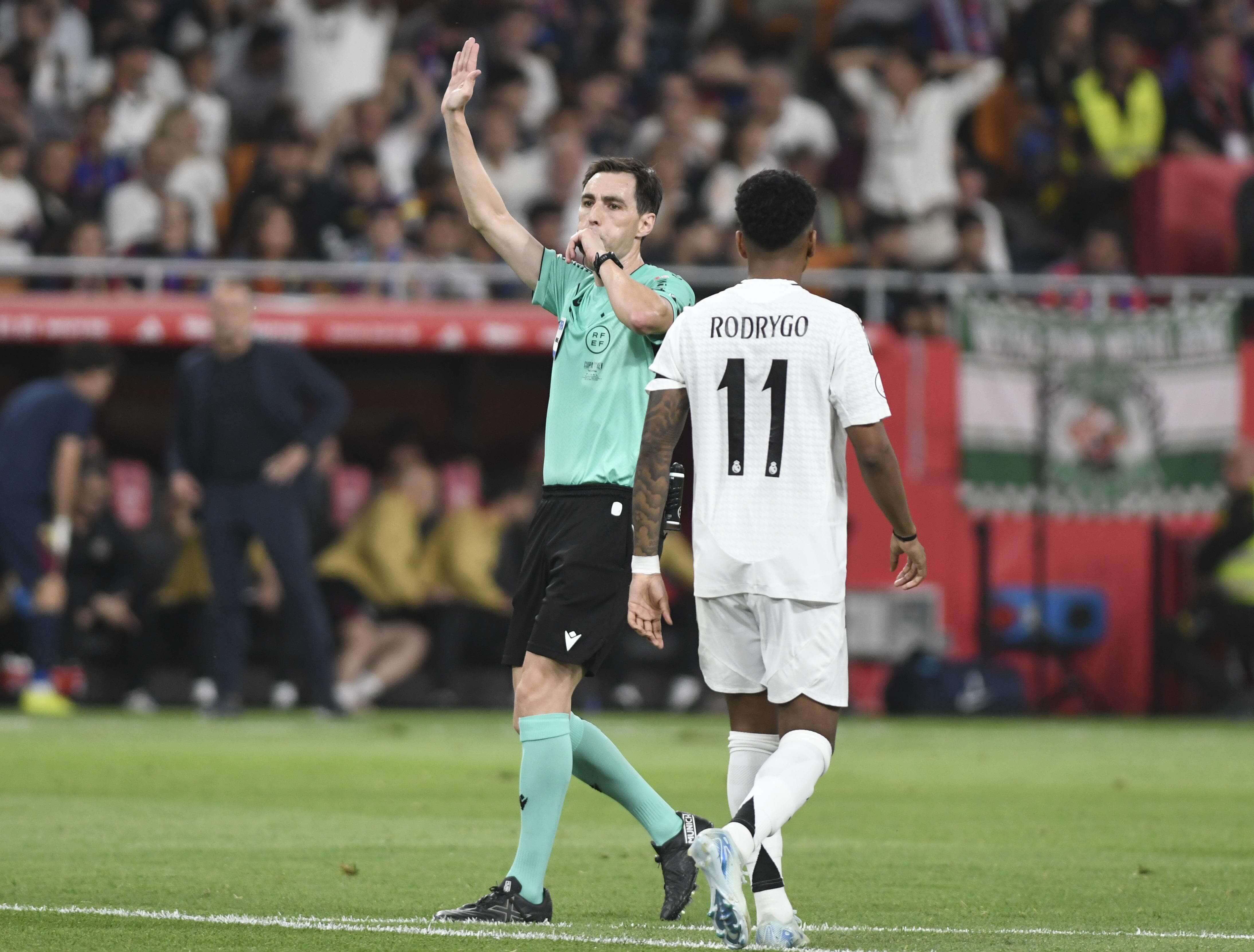  Rodrygo y De Burgos Bengoetxea, en la final de Copa del Rey.