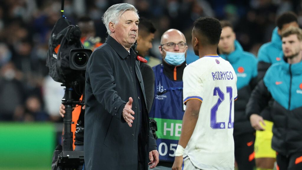  Rodrygo y Ancelotti en un partido de Champions (Europa Press)