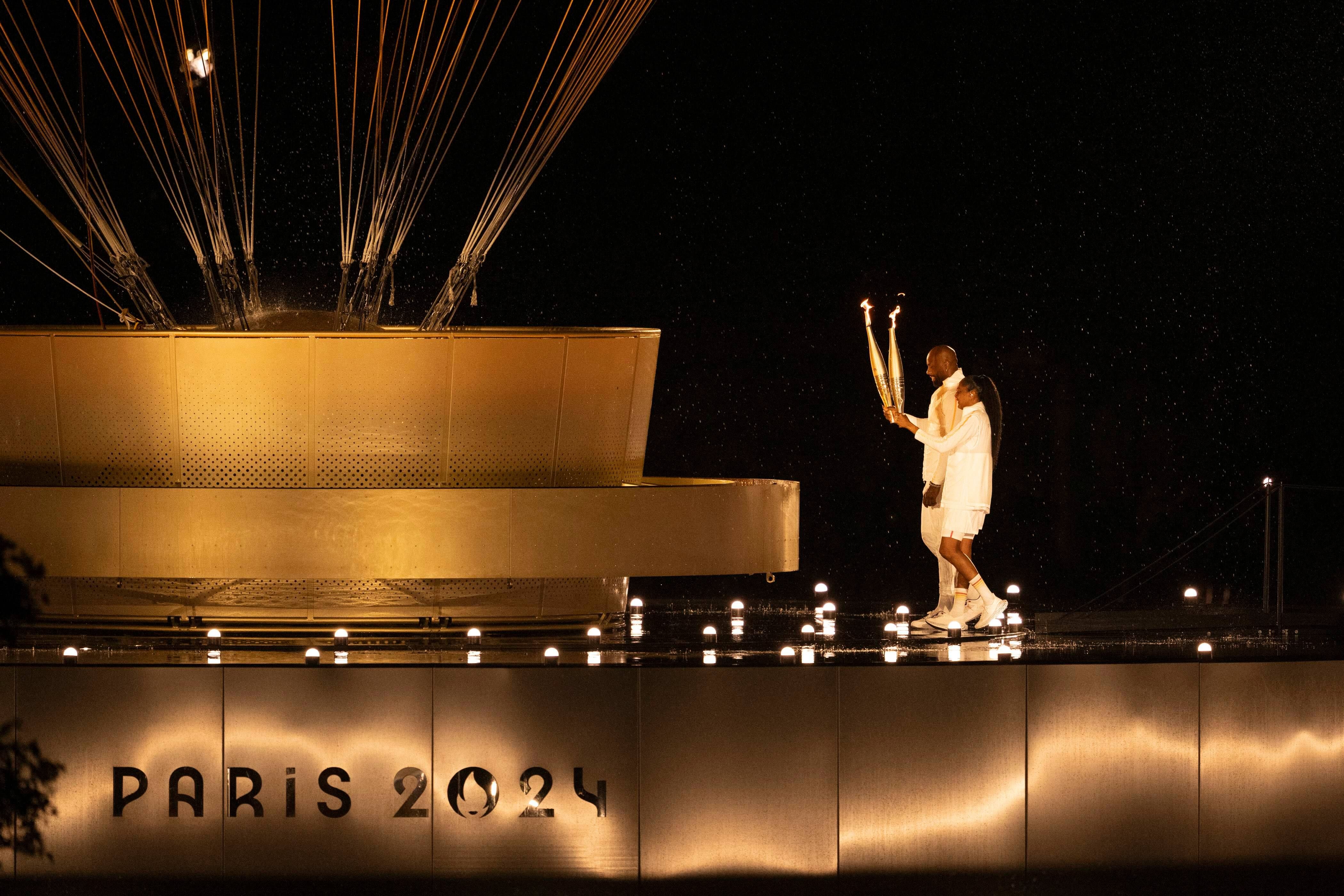  Encendido de la antorcha olímpica en los Juegos Olímpicos de París (Cordon Press)