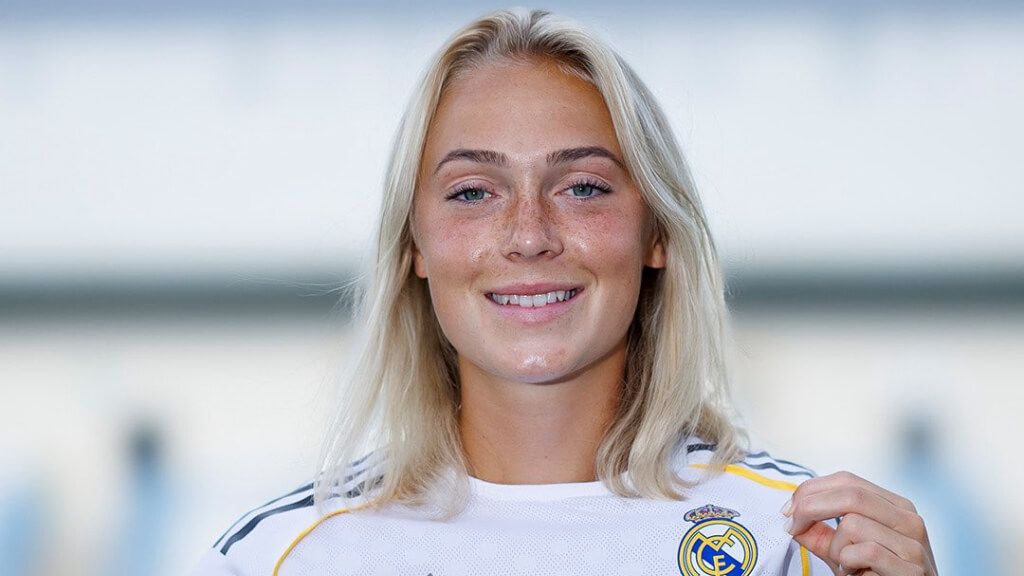  Hanna Bennison en su presentación con el Real Madrid (Redes Sociales)