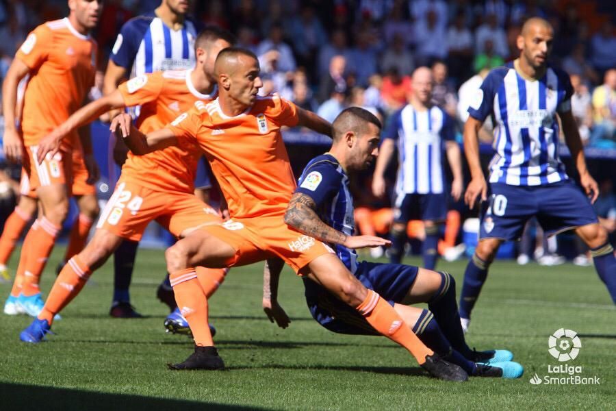  Sergio Tejera, durante el Ponferradina-Oviedo.