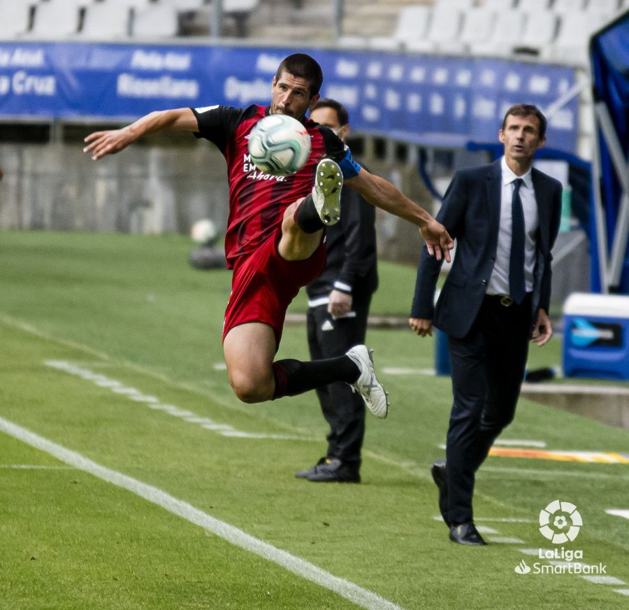  Ziganda, durante el Real Oviedo-Mirandes.
