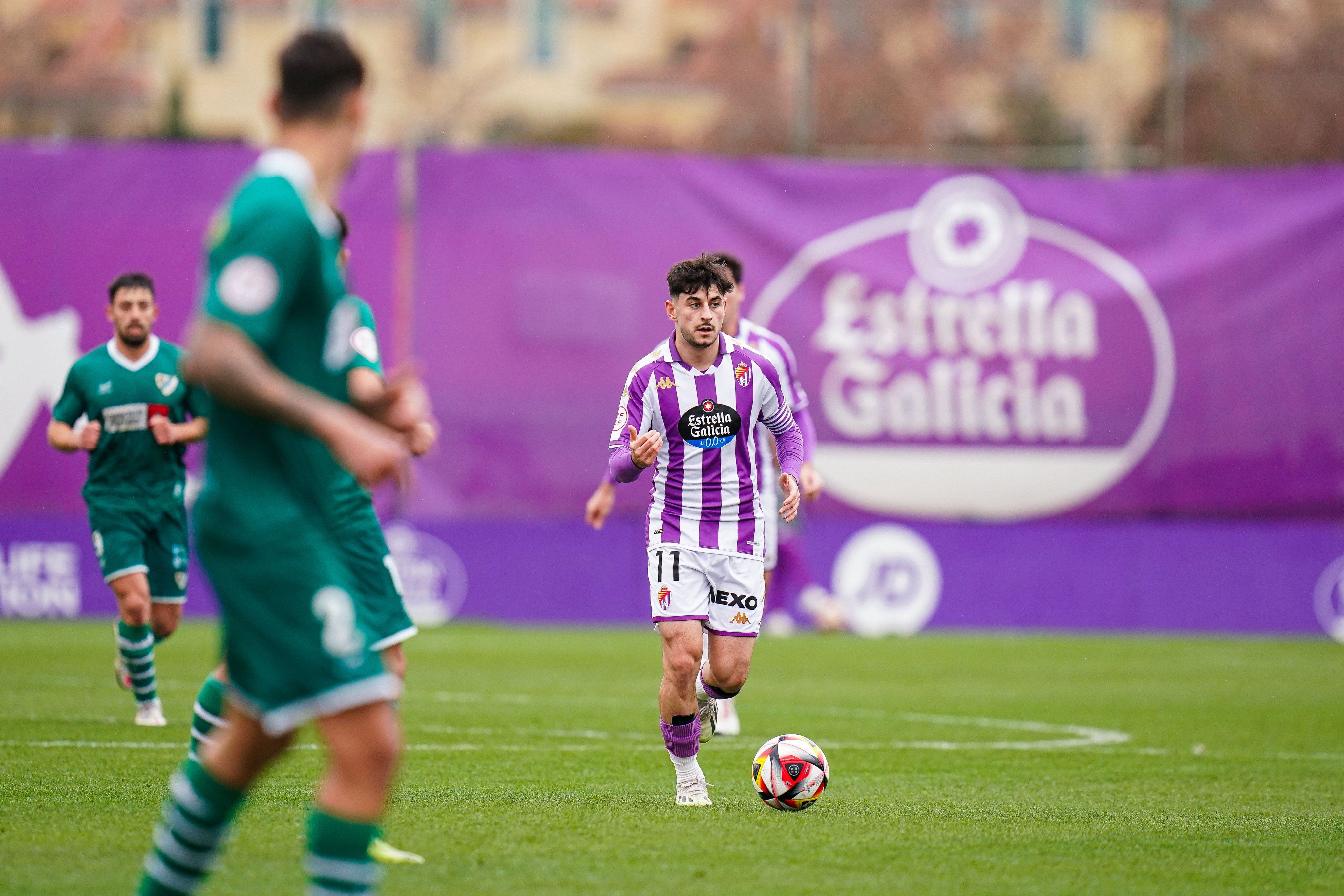  Manu Pozo, ante el Coruxo.