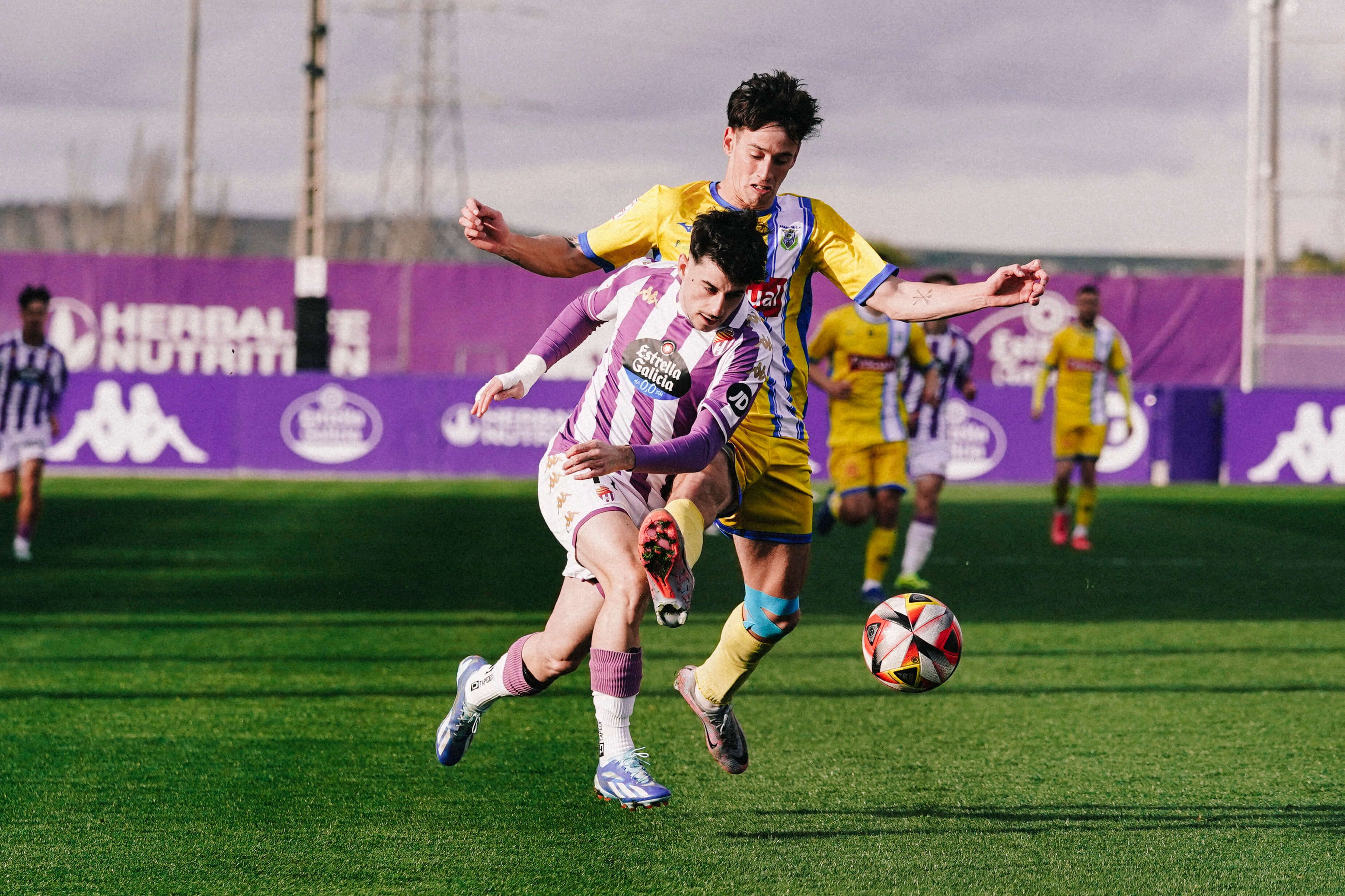 Manu Pozo, ante la Arandina.